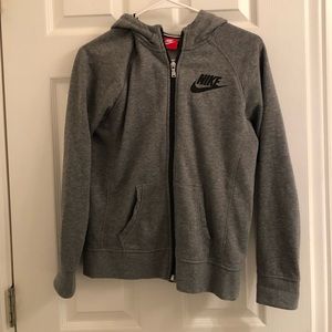 gray nike zip up hoodie